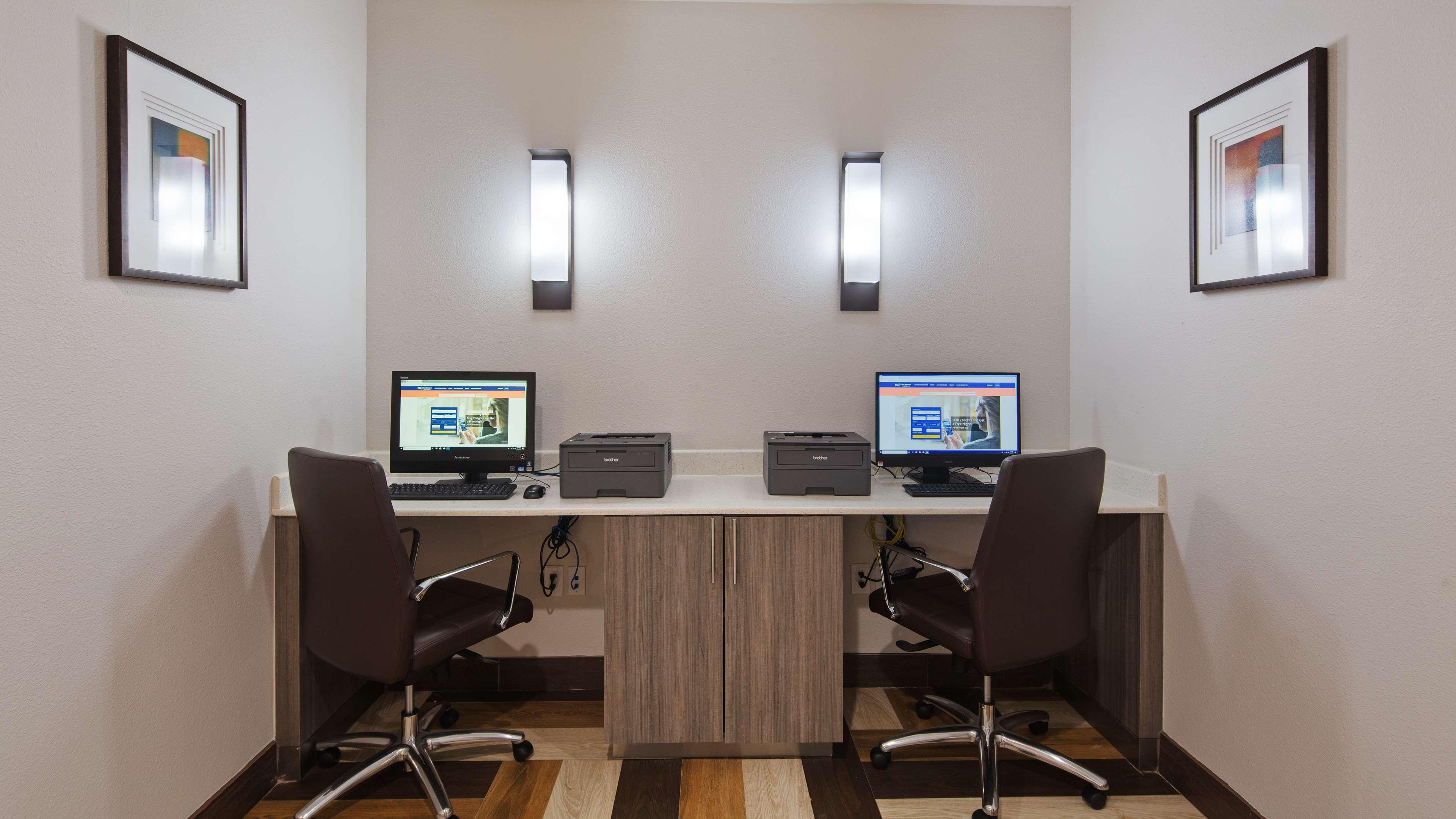 Best Western Green Oaks Inn La Vernia Εξωτερικό φωτογραφία