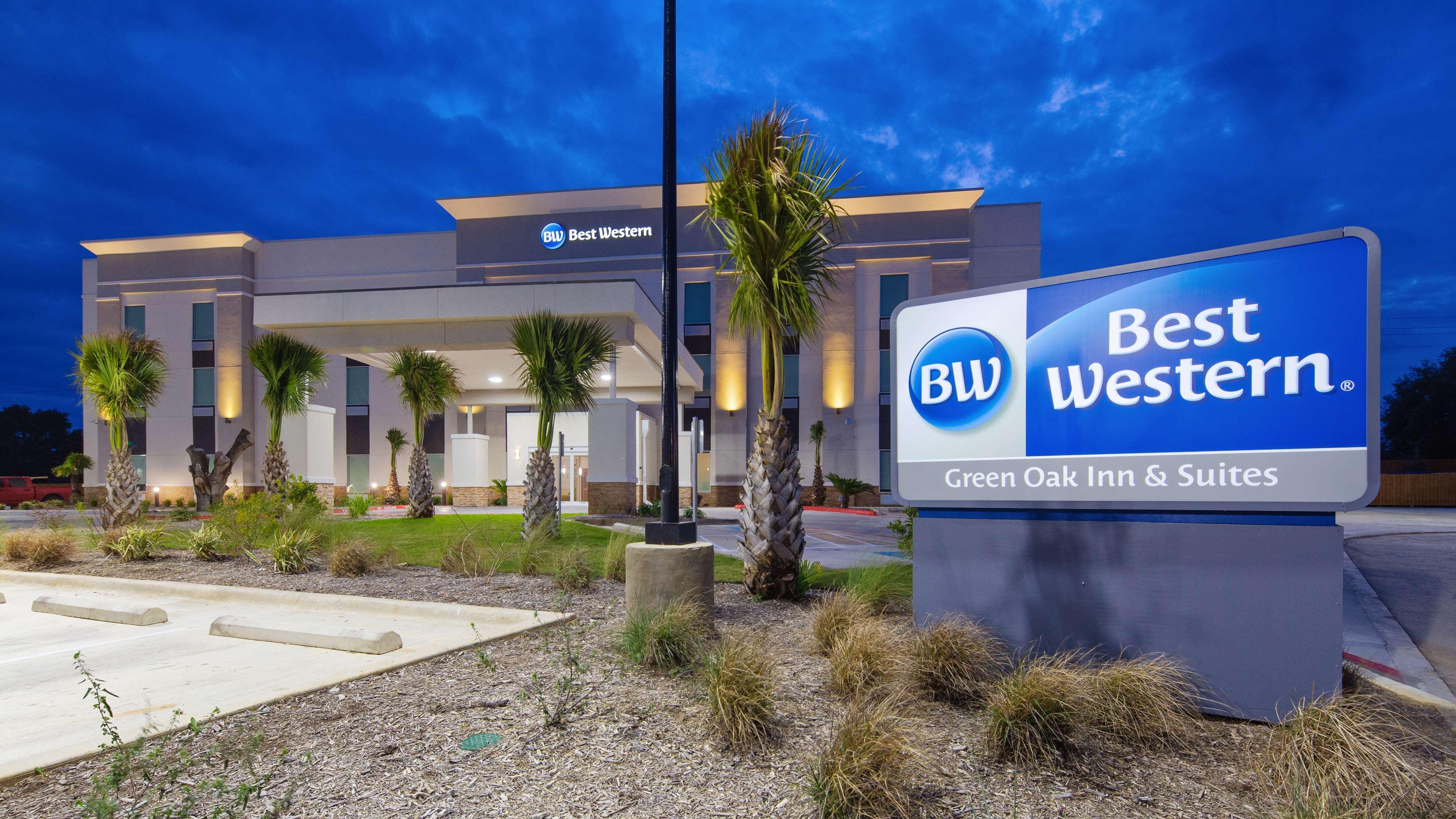 Best Western Green Oaks Inn La Vernia Εξωτερικό φωτογραφία