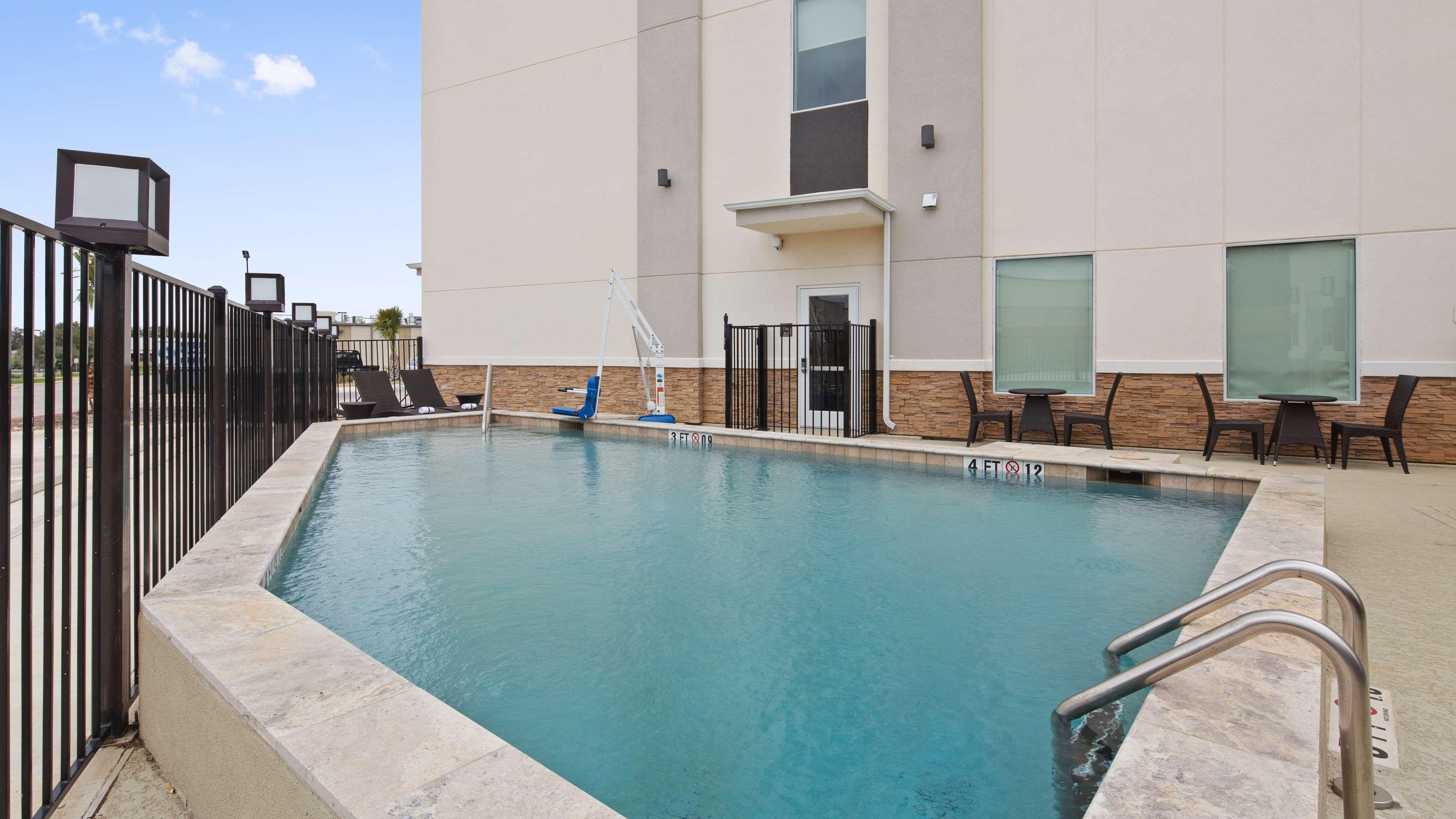 Best Western Green Oaks Inn La Vernia Εξωτερικό φωτογραφία